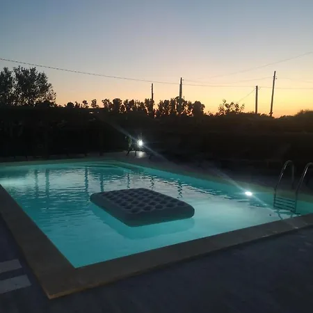 Rosas Villa *